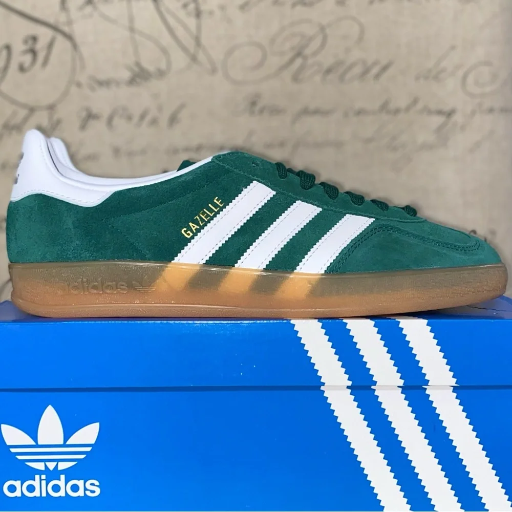 ADIDAS - Picture 3 of 6
